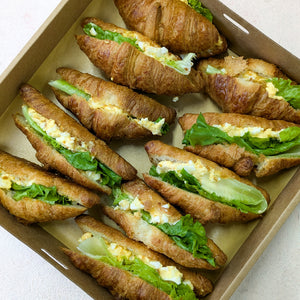 10 mini savory croissants